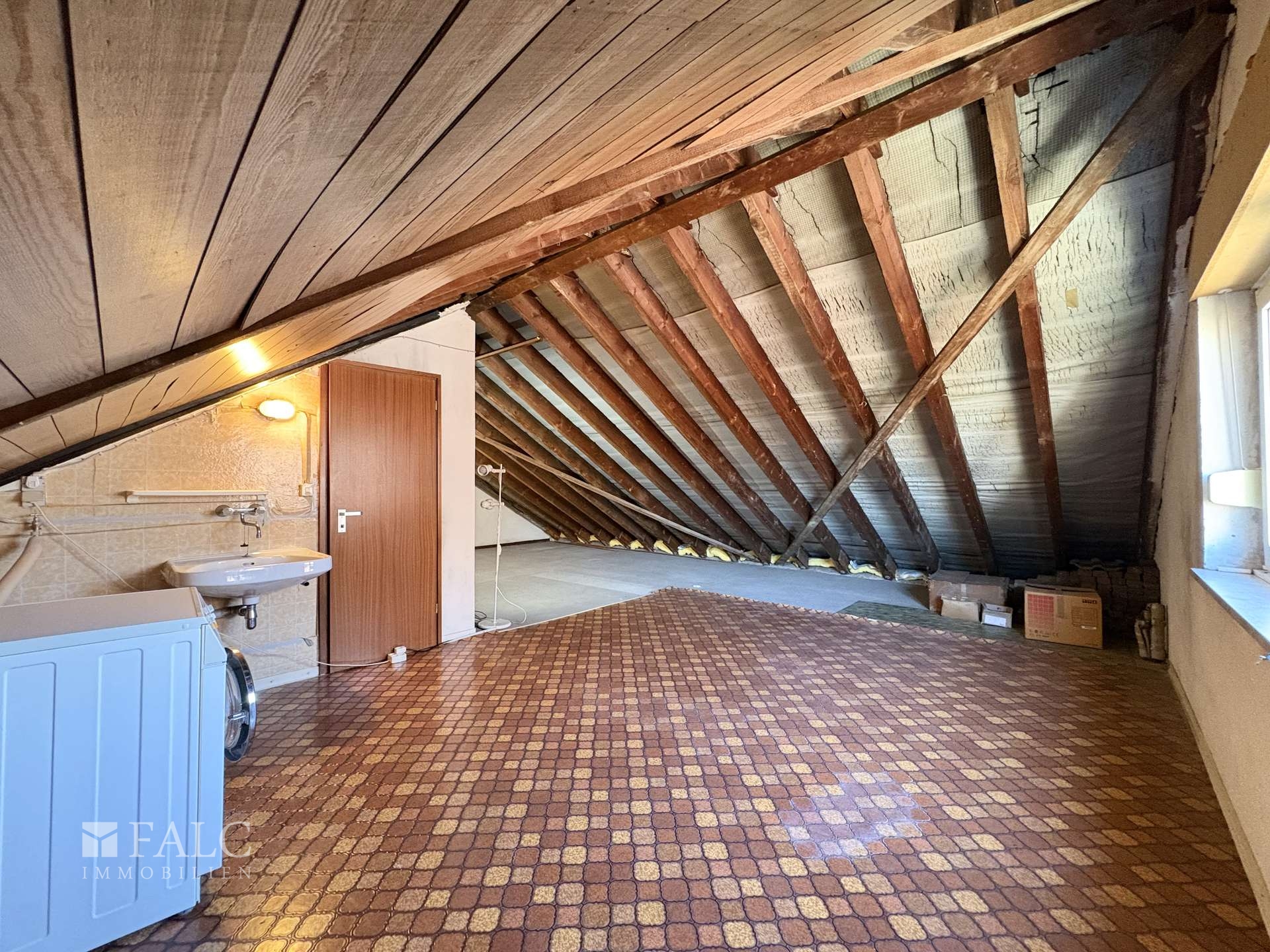 Dachboden mit großer Ausbaureserve